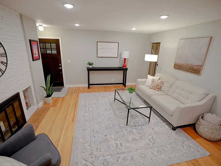 7033 Augsburg Ave S — Photo 5