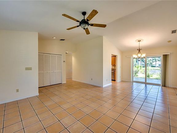 4th image of 6675 Wakefield Dr