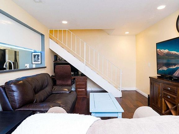 3rd image of 2090 N Calle La Sombra #3