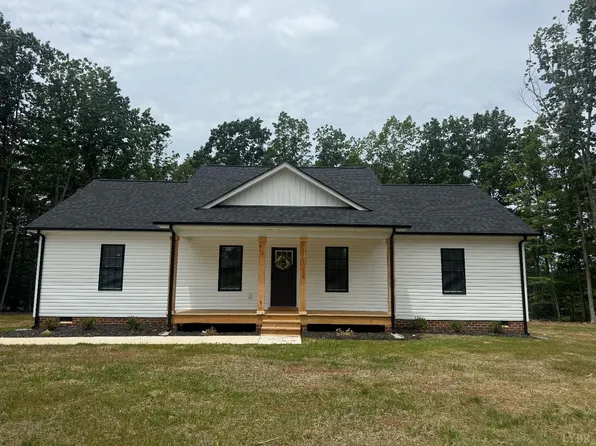 9807 Old Courthouse Rd, Appomattox, VA 24522