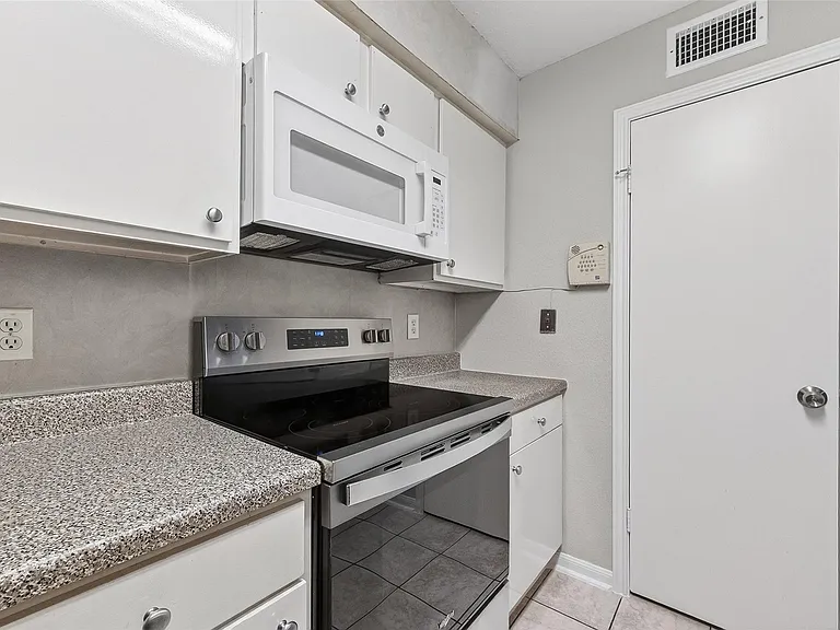 3700 W Clay St #244 — Photo 13