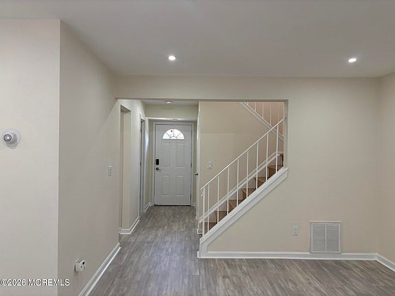 3rd image of 41 Jesse Rd #1000