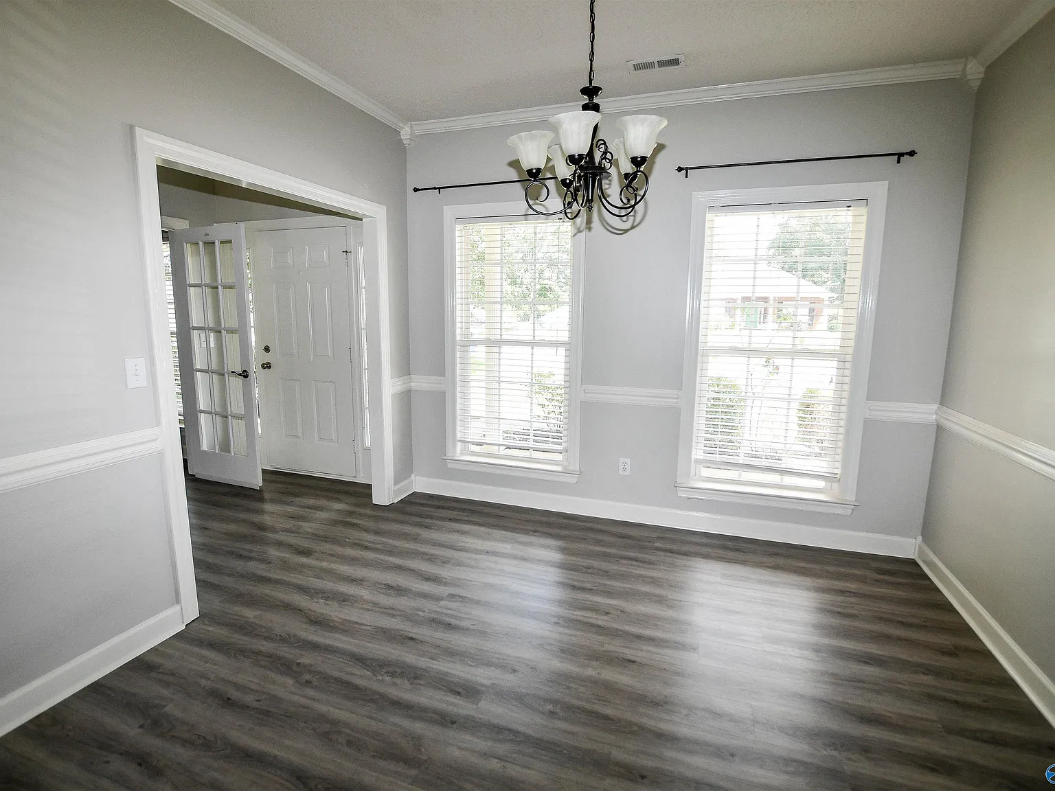 3 bed, 2.5 bath, 2000 sqft, $1,950 — Photo 4