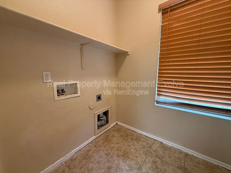 9559 W Monte Vista Rd — Photo 9