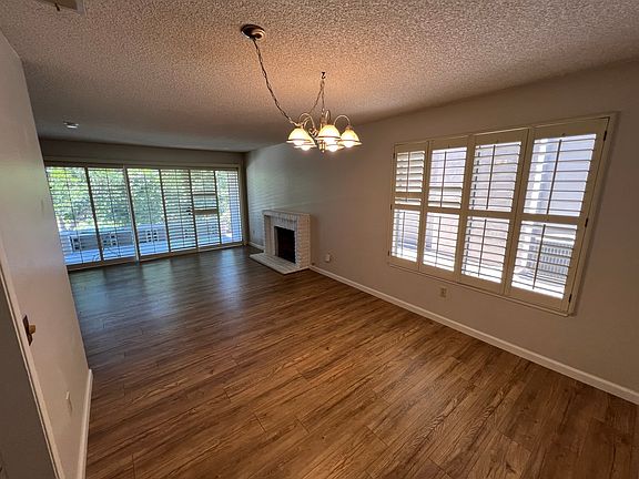 3rd image of 17492 Plaza Dolores #1