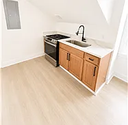 612 W 40th St #B — Photo 11