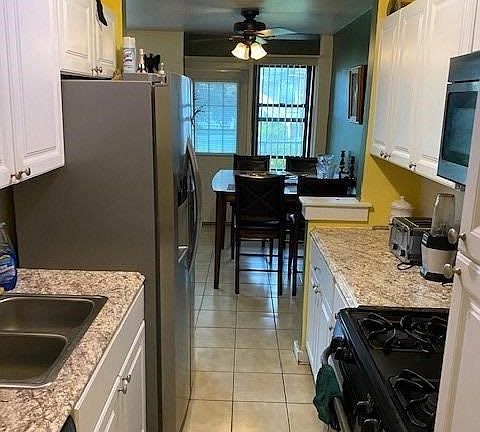 4th image of 55 S Bergen Pl APT 1L