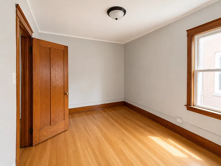1817 Wesley Ave #2 — Photo 4