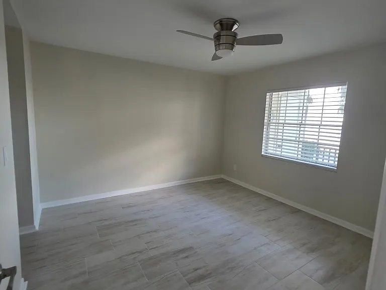 656 W Osceola St — Photo 21