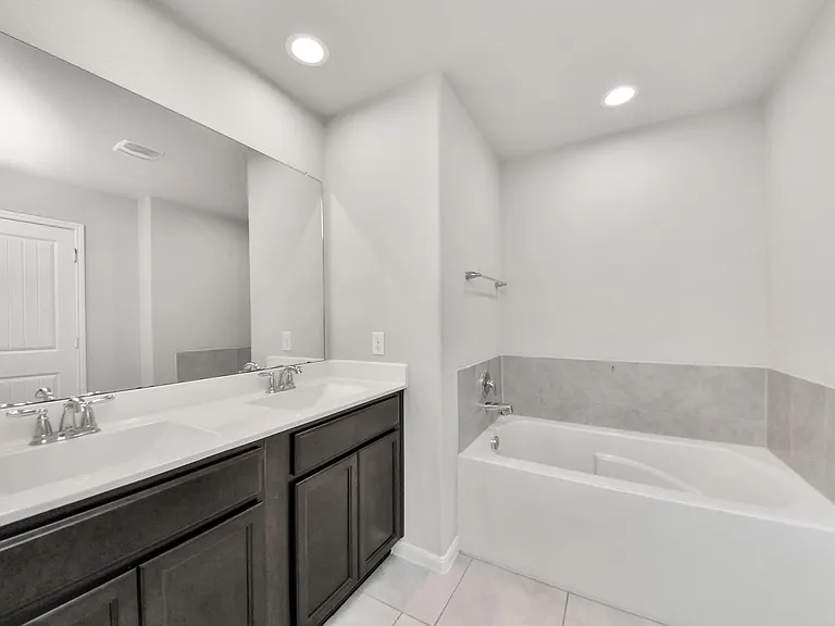 3314 Zephyr Park Ln — Photo 32