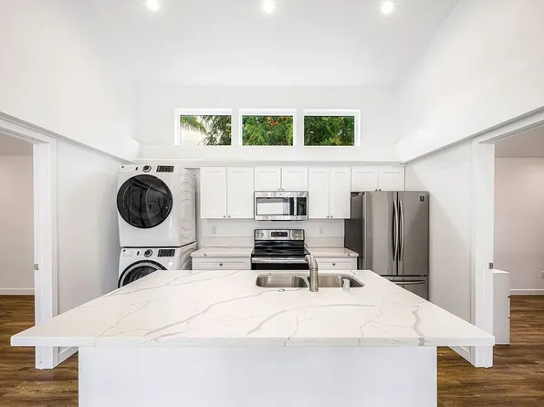 554 N Cambridge St #4, Orange, CA 92867