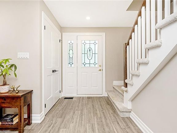 5th image of 3083 Limestone Rd