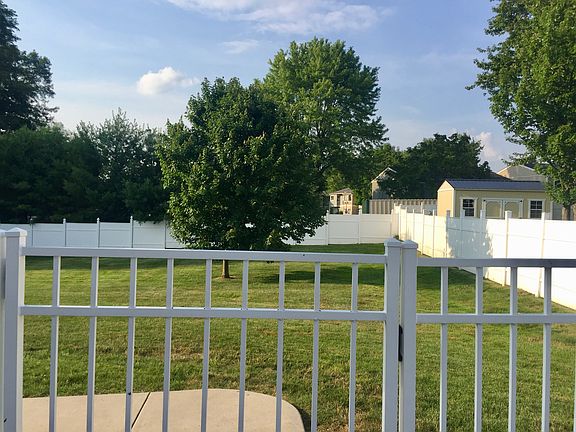 Fenced in flat back yard