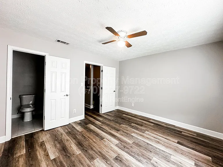 2494 Hidden Cove Ct #A — Photo 12