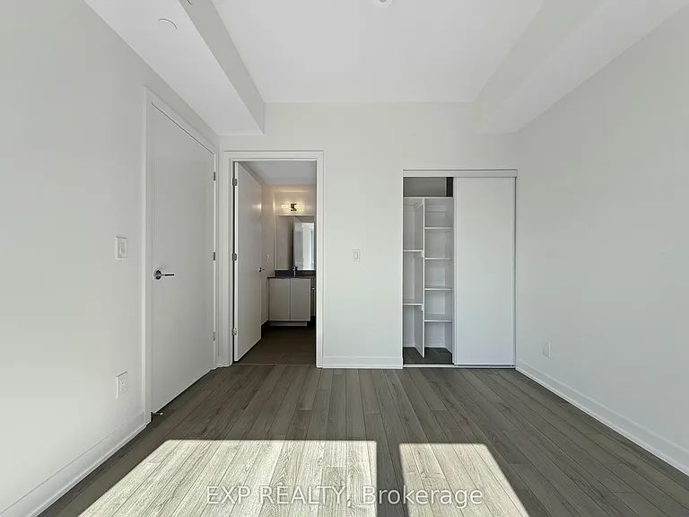3079 Trafalgar Rd #1002 — Photo 31