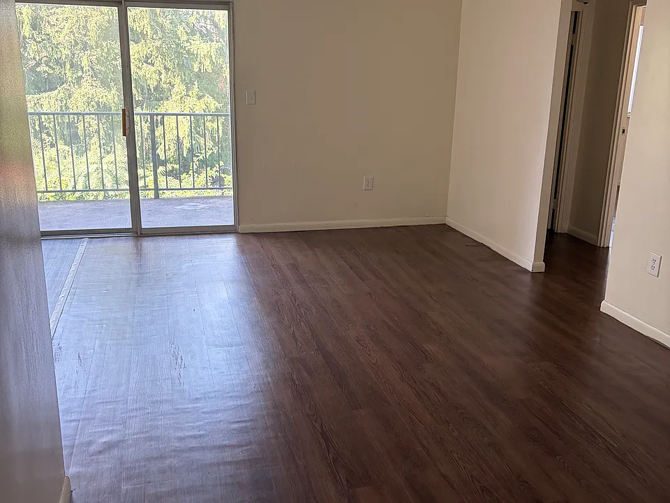 4805 Glenway Ave #38
