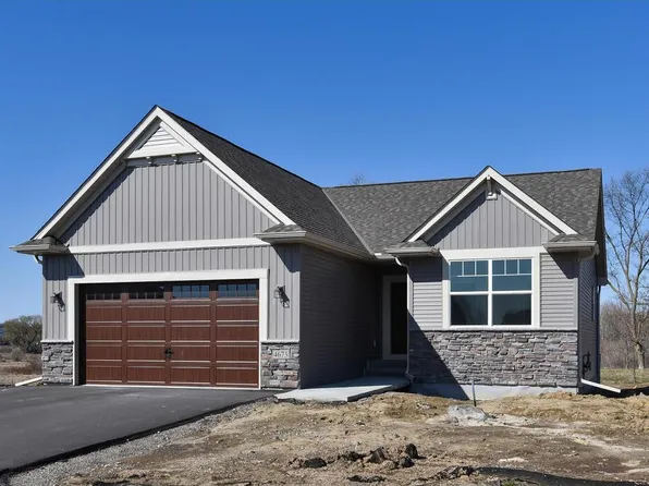 4673 Landmark Dr NE, Saint Michael, MN 55376