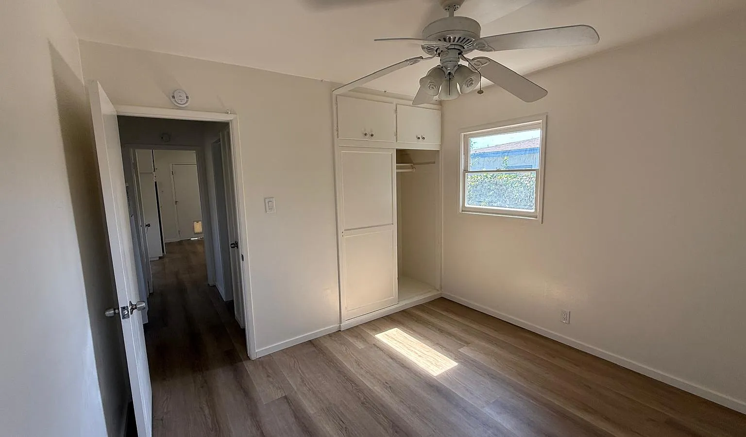 2 bed, 1000 sqft, $2,950 — Photo 3