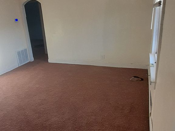 4th image of 1342 N Terrace Dr