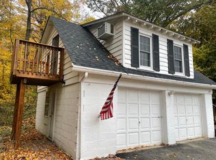 235 Russia Rd, Oak Ridge, NJ 07438