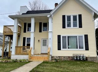 207 S Main St #3, Walworth, WI 53184