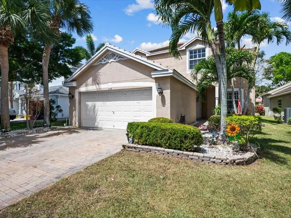 178 Canterbury Place, Royal Palm Beach, FL 33414
