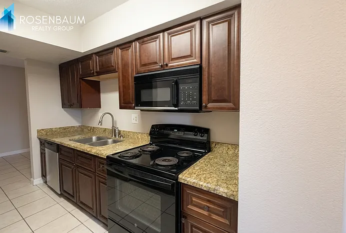 410 E 9th Ave #20 — Photo 4