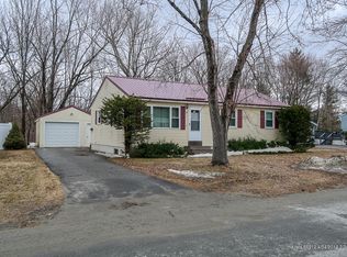 13 Nelson St, Waterville, ME 04901