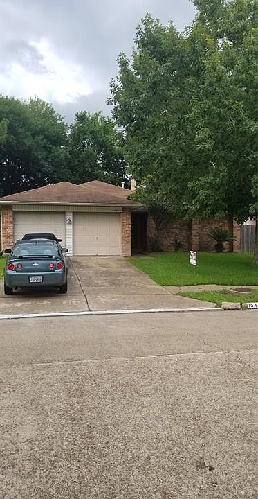 1st image of 15402 Evergreen Place Dr