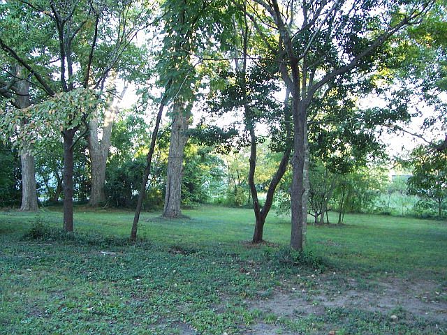2nd image of 605 Avenue B
