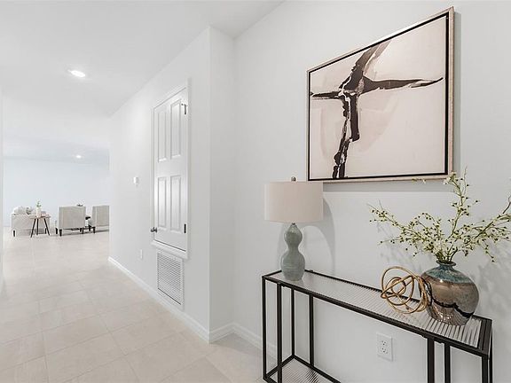 3rd image of 706 GINGER DRIVE