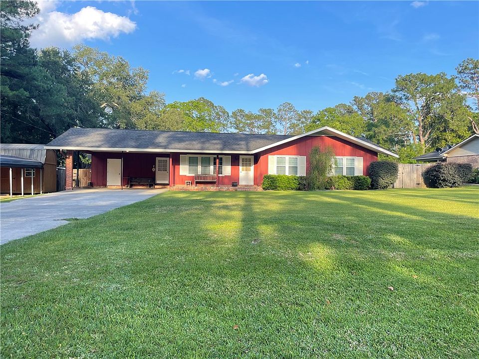 819 Jane St, Blackshear, GA 31516 Zillow