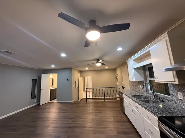 (undisclosed Address), Sand Springs, OK 74063