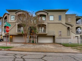 1304 Hubert St, Dallas, TX 75206