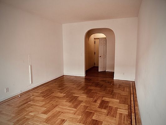 3rd image of 97 Brooklyn Ave APT 2M