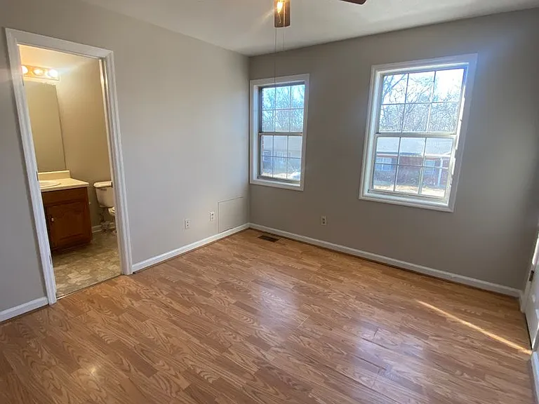 5315 Whisperwood Ct — Photo 6