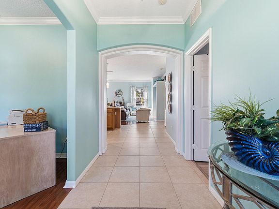 5th image of 668 SE Walters Terrace