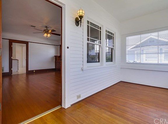 4th image of 1285 Lincoln Ave