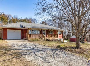 25886 Fairmount Rd, Mc Louth, KS 66054