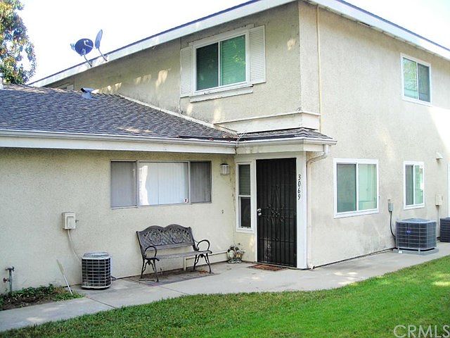 1st image of 3069 Knollwood Ave