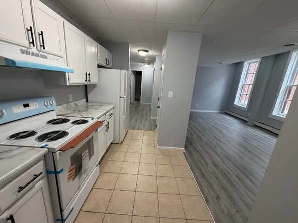 205 Plum St APT 3, Red Wing, MN 55066