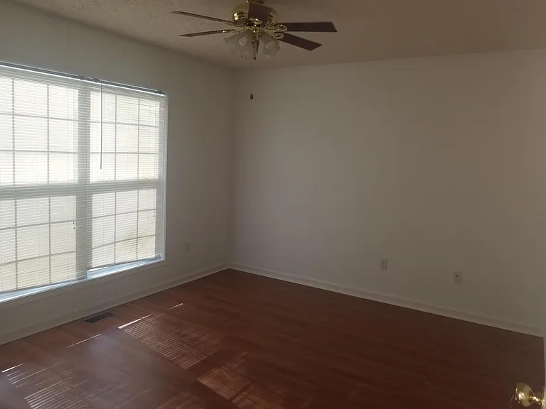 47 Cypress Villa Ln — Photo 6