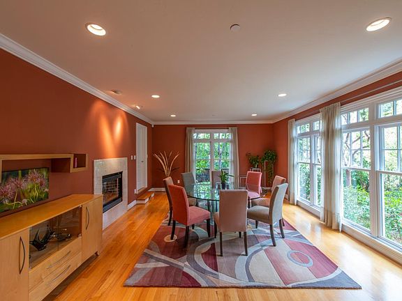 4th image of 433 Encina Ave