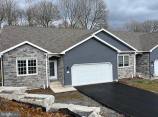 125 Bilberry Cir, Bellefonte, PA 16823