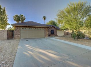 1210 N Lakeshore Dr, Chandler, AZ 85226
