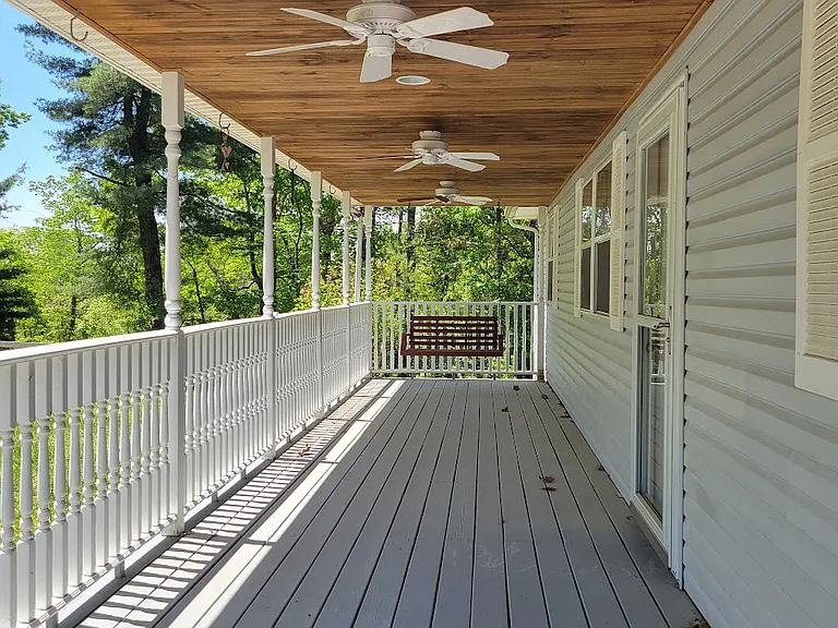 873 Oakmont Dr — Photo 3