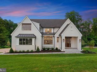 4582 26th St N, Arlington, VA 22207