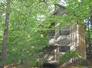 37 Hawks Northeast St, Glen Arbor, MI 49636