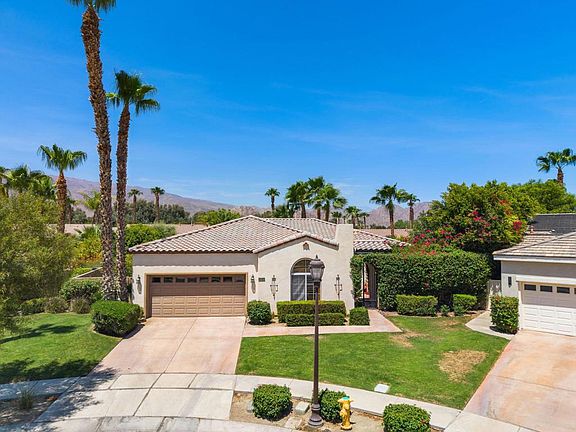 3rd image of 60387 Lavender Ct