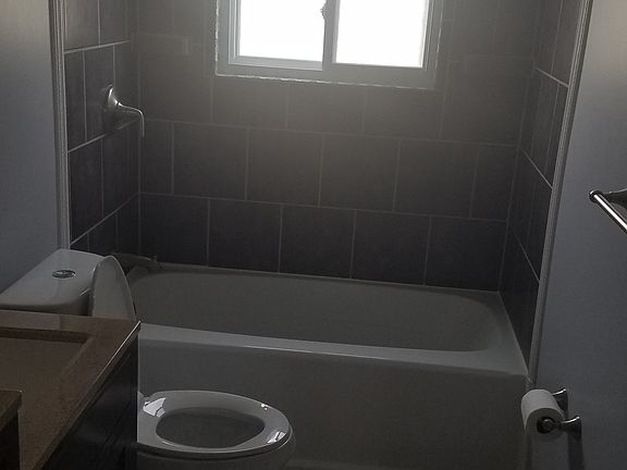 5th image of 23833 Brookplace Ct